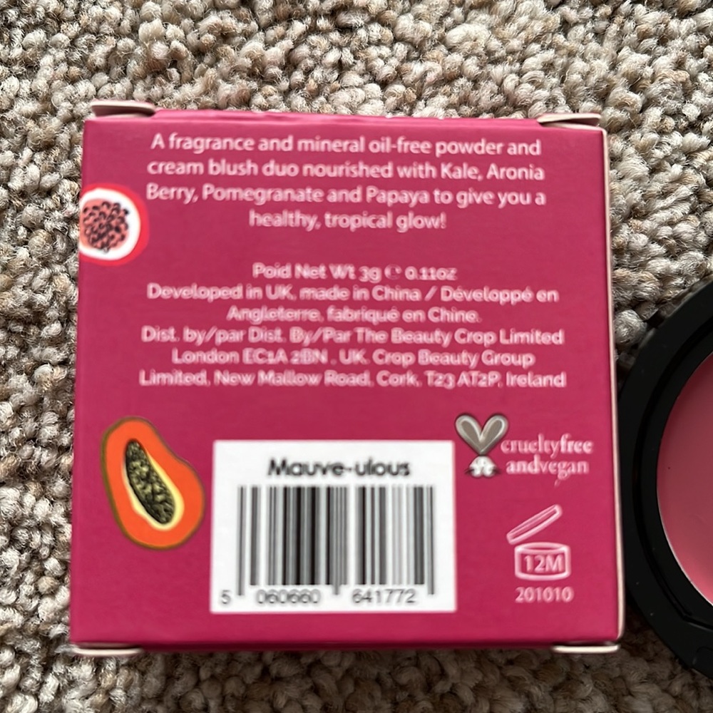 Makeup Bundle - Picture 5 of 7